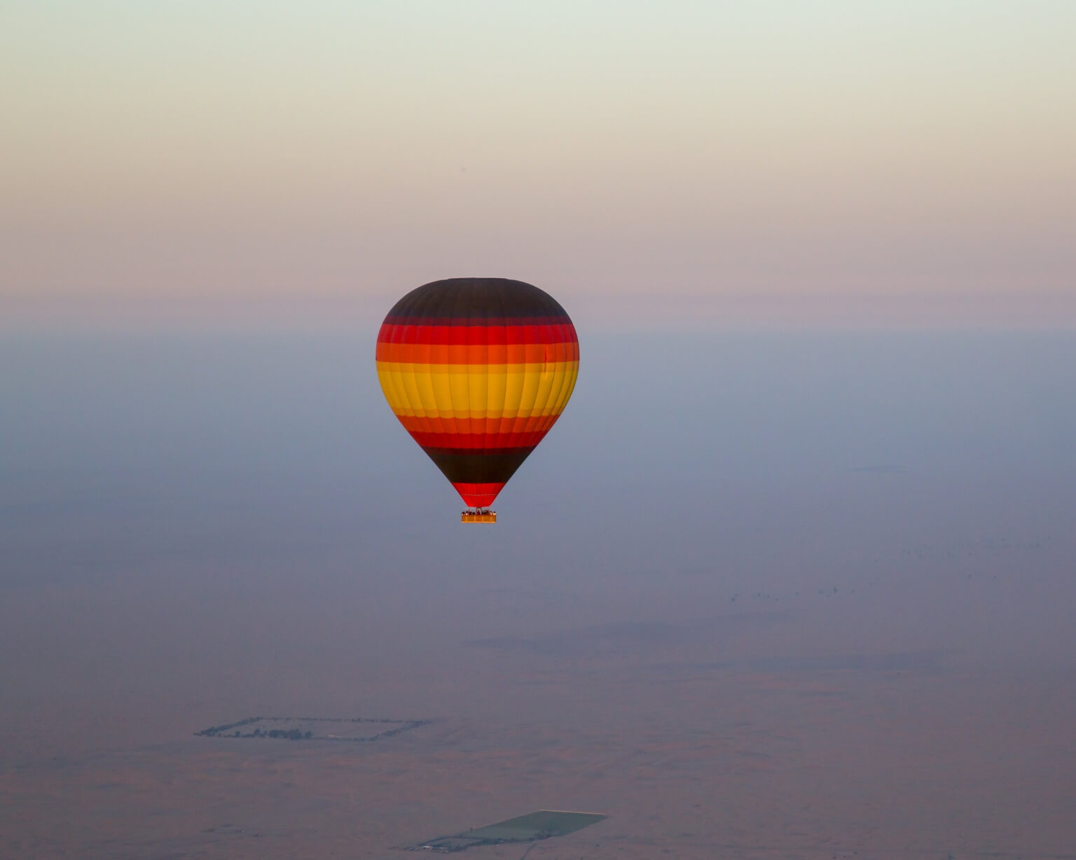Taj Dubai Attractions Hot Air Balloon Taj Dubai Attractions Hot Air Balloon